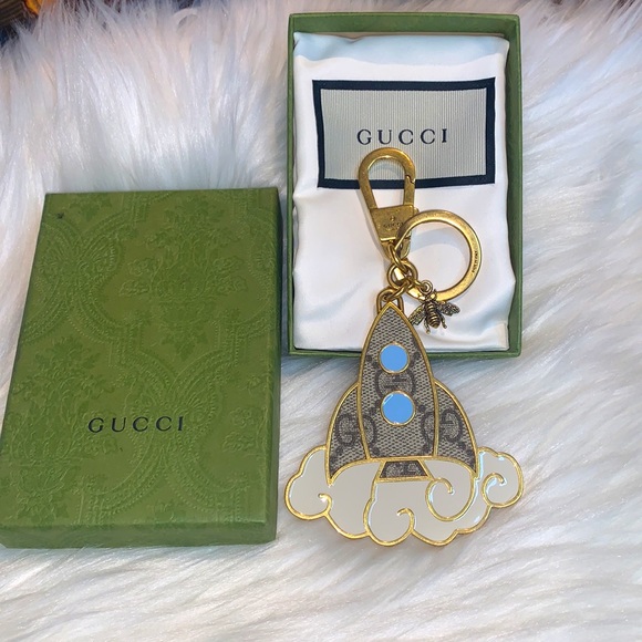 Gucci Brass GG Supreme Rocketship Key Chain - Picture 17 of 17